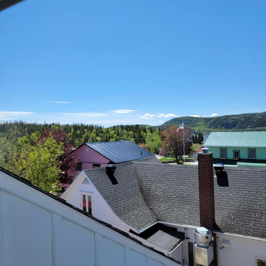 Auberge La Merveilleuse タドゥサック エクステリア 写真